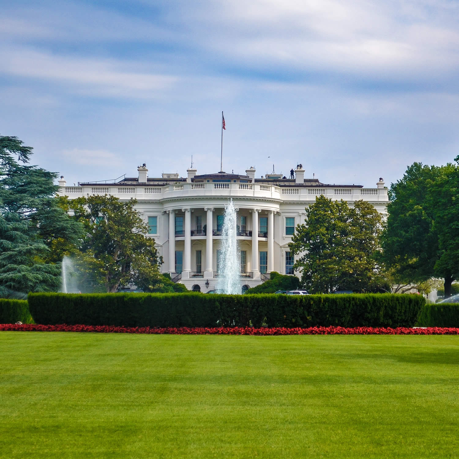 Trump Blocks 'Blacklisting Rule'